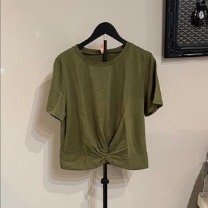 Amazon Olive Short Sleeve Women's Tee